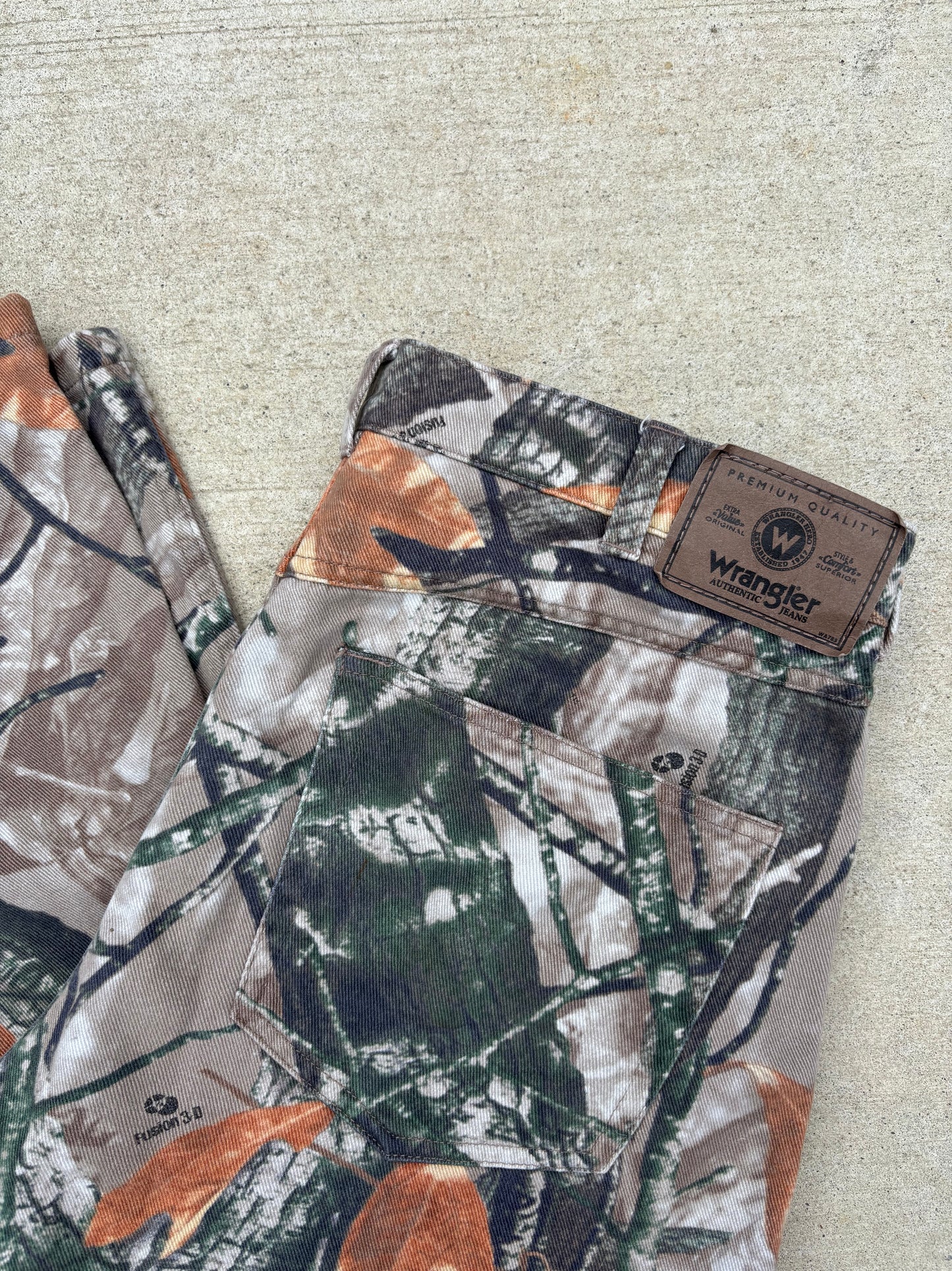 Wrangler Camo Cargos